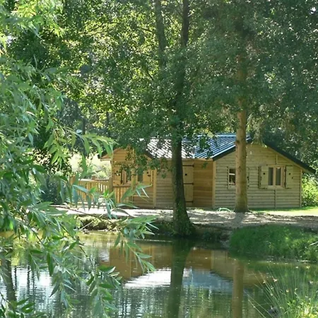 Camping Etangs Du Moulin Suzy